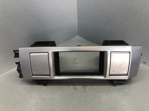 Jaguar XF Dashboard Air Vents Centre CX23-19K617-AC X250 2007 to 2012