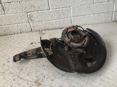 Discovery 4 Hub Near Side Front with ABS Sensor Land Rover 2009 to 2016 D13086