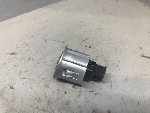 Range Rover L322 Electric Glove Box Release Switch Facelift 2006 to 2010