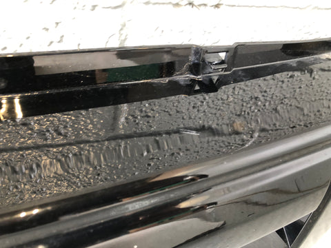 Discovery 3 Grille Front Java Black Land Rover 2004 to 2009 J14096