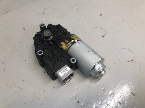Range Rover Evoque Panoramic Glass Roof Blind Motor L538 2011 to 2018