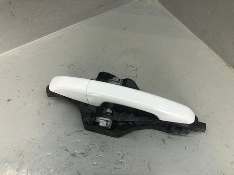 Discovery Sport Door Handle Exterior Near Side Front Fuji White Land Rover