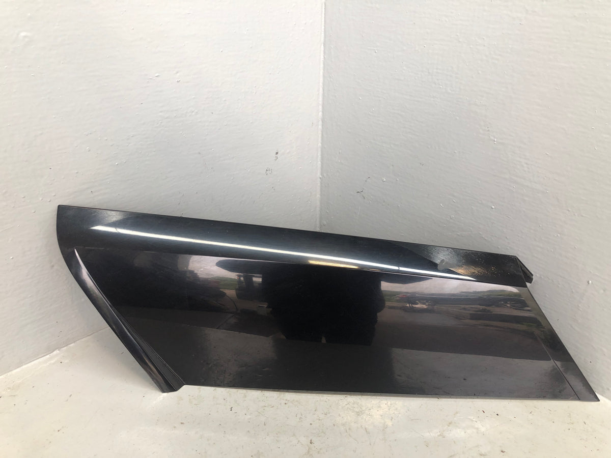 Range Rover L405 D Pillar Trim External Off Side Right in Black 2013 to 2017