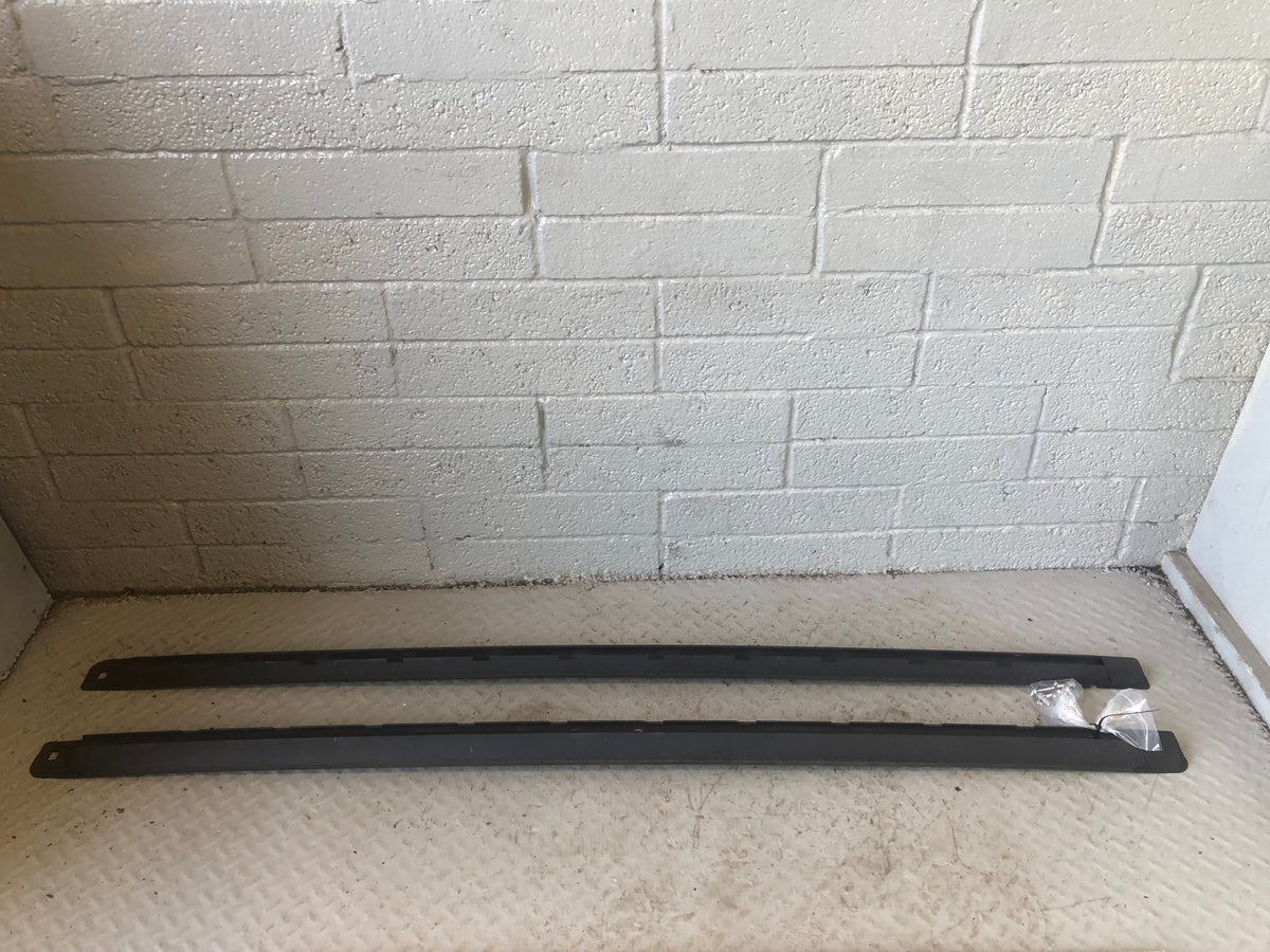 Range Rover L322 Roof Channel Rails Rack Pair of L320 2002 to 2013 D01076