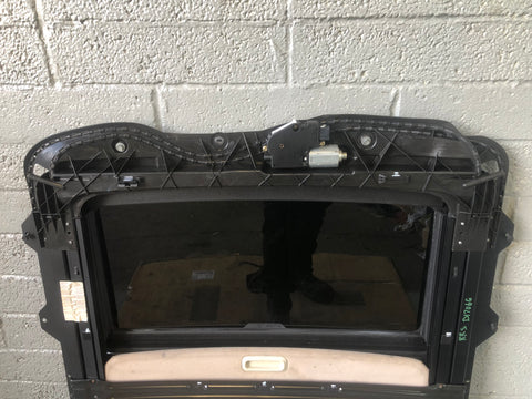 Range Rover Sport Sunroof Complete with Motor and Blind L320 2005 to 2009 D17066