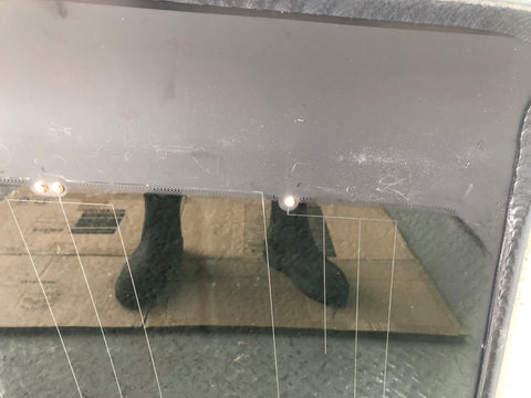 Discovery 4 Window Glass Quarter Off Side Rear Land Rover 2009 to 2016