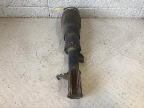 Range Rover L322 Air Suspension Strut Off Side Front 2006 to 2010 D01076