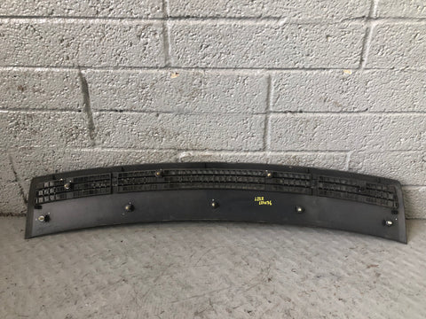 Range Rover L322 Bonnet Grill Under Windscreen 2002 to 2013 L29076