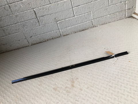 Range Rover Sport Window Weather Strip External Near Side Rear Black L494