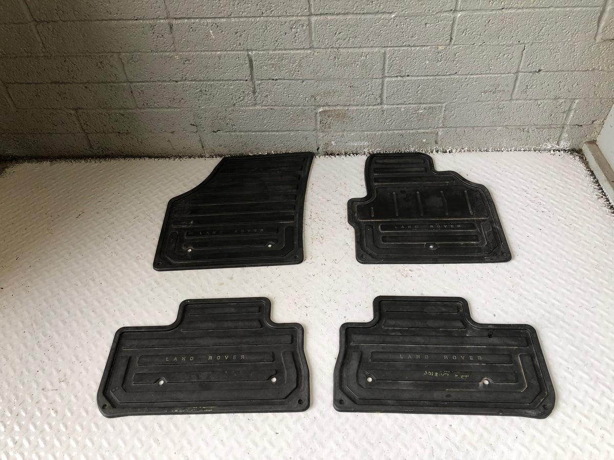 Freelander 2 Floor Mats Set of 4 in Black Rubber Land Rover 2011 to 2014 D02106