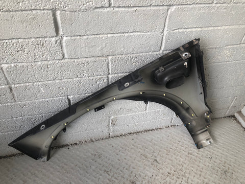 Discovery 4 Front Wing Off Side Santorini Black LRC 820 2009 to 2016 D13086