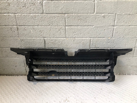 Range Rover Sport Front Grille Pre Facelift in Grey L320 2005 to 2009