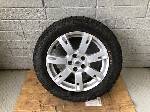 Discovery 4 Alloy Wheels and Tyres 255/55R19 Set of x 4 Land Rover K26086
