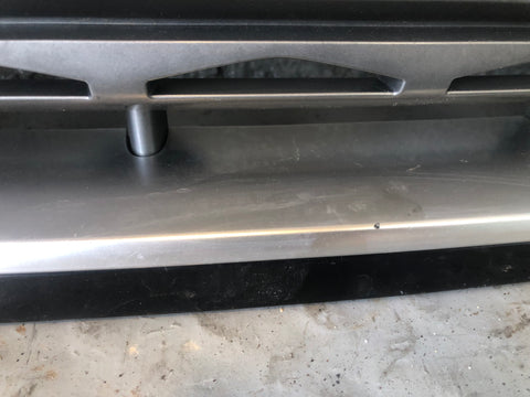 Discovery 4 Grille Front Santorini Black Facelift Land Rover 2014 to 2016 J18066