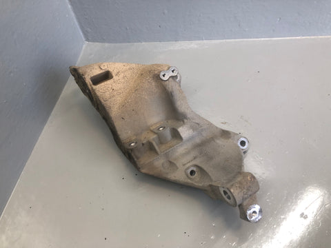 Discovery 4 Alternator Bracket Mount 3.0 TDV6 CPLA-10239-AC Land Rover Gen 2