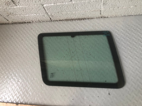 Discovery 2 Window Glass Quarter Near Side Rear Land Rover 1998 to 2004