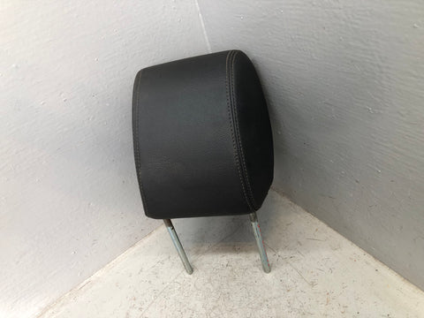 Discovery 4 Front Headrest Commercial in Black Left or Right Land Rover L319