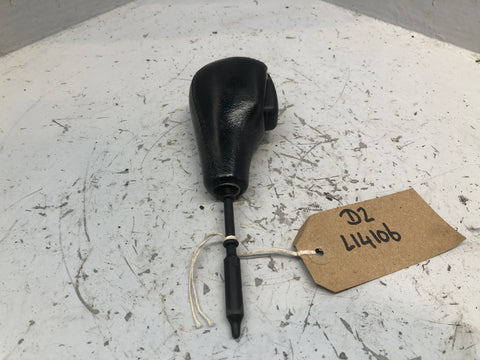 Discovery 2 Gear Selector Knob Auto Black Leather Land Rover 1998 to 2004