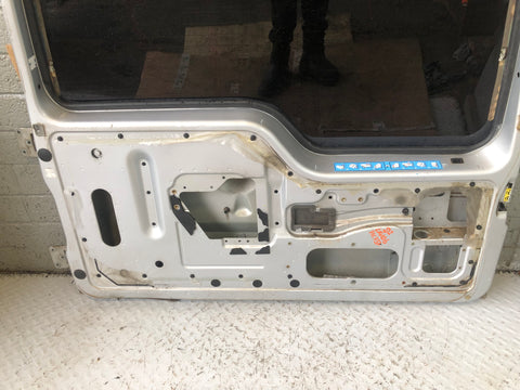 Discovery 2 Tailgate with Glass Zambesi Silver LRC 737 Land Rover 1998 to 2004