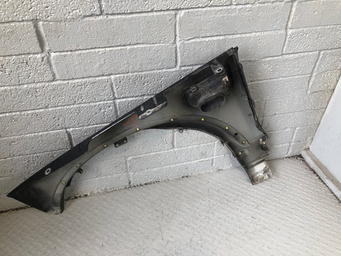 Discovery 4 Front Wing Off Side Santorini Black LRC 820 2009 to 2016 D27056