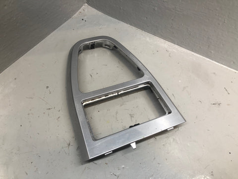 Freelander 2 Centre Console Gearstick Surround trim 6H52-A046C34/5-AA Land Rover