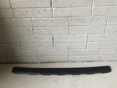 Discovery 3 Rear Bumper Scuff Load Trim DOE000011 Land Rover 2004 to 2009