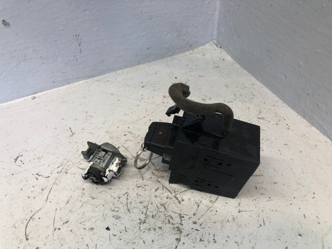 Freelander 2 Ignition Barrel Key Door Lock Land Rover 2006 to 2015 D14106