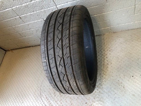 Churchill Part Worn Tyre 275/40ZR20 5mm Tread 275 40 20 D17066D