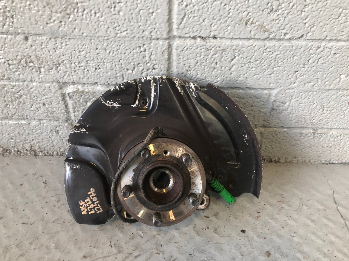 Range Rover L322 Hub Assembly Near Side Front 2010 to 2013 All Models L29076