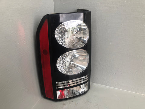 Discovery 4 Rear Light Near Side Tail Lamp EH22-13405-AA Land Rover 2014 to 2016