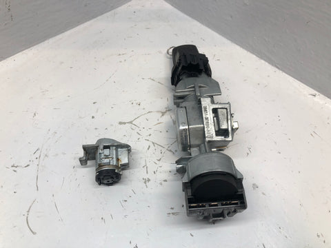 Discovery 3 Lock Set Ignition Barrel Lock with 1 x Key Fob Land Rover L07106