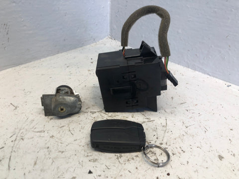 Freelander 2 Ignition Barrel Key Door Lock Land Rover 2006 to 2015 D14106