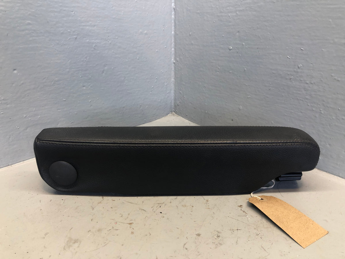 Discovery 3 Armrest Black Leather Near Side Front Passenger Land Rover J17076