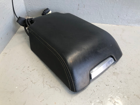 Discovery 4 Armrest Centre Console Black Leather Land Rover 2009 to 2016 D27056