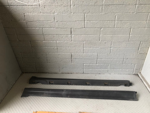 Freelander 2 Sill Cover Trims Pair Land Rover 2006 to 2014 Black Plastic D08066