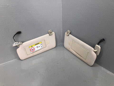 Range Rover Evoque Sun Visors Illuminated Pair Of in White L538 L03066