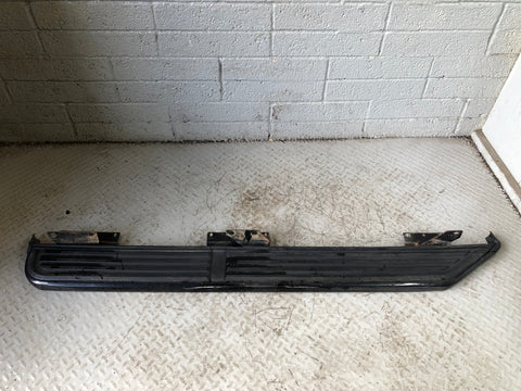 Discovery 3 4 Side Steps Pair Of Black Land Rover 2004 to 2014 K26086