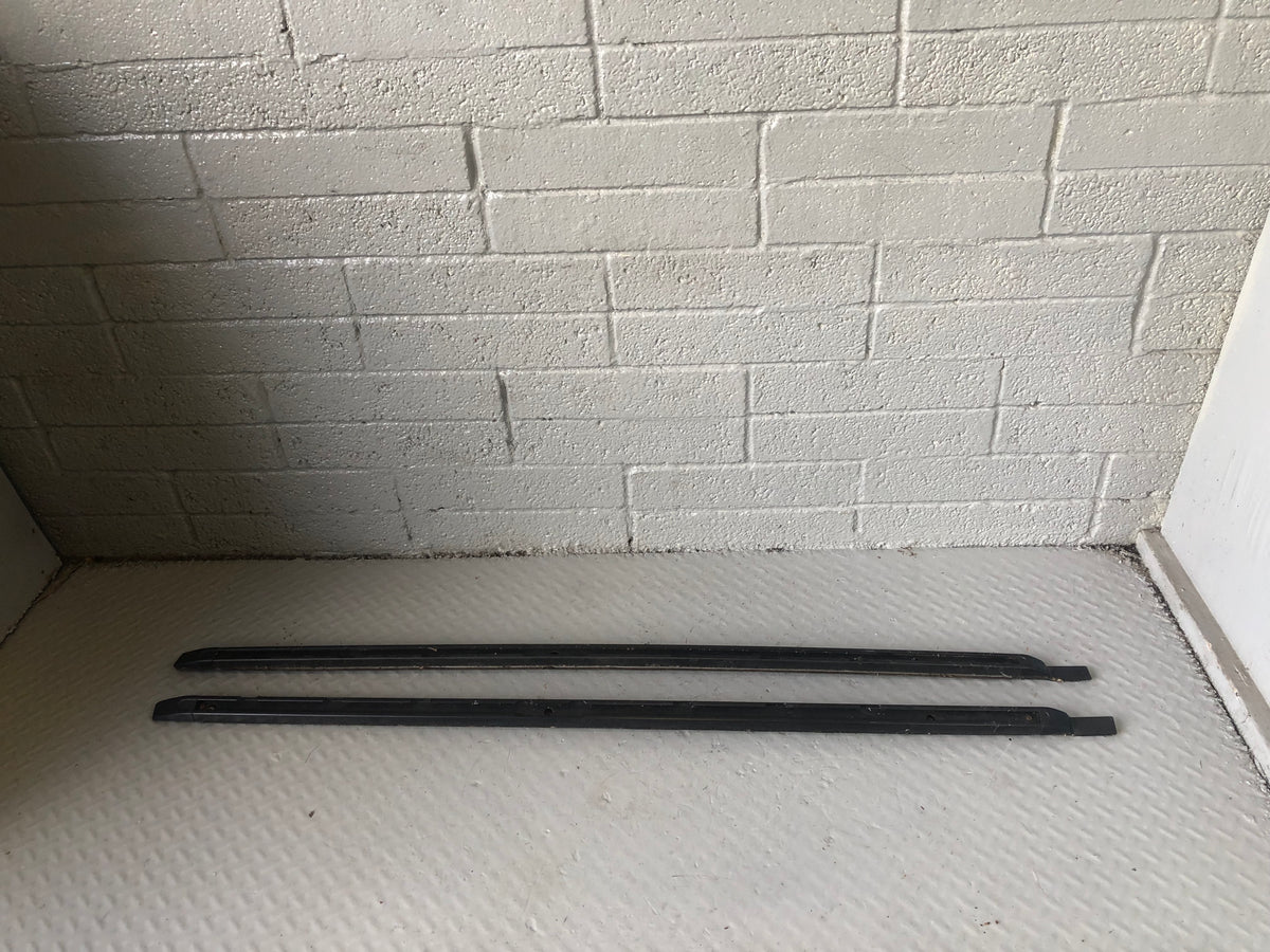 Discovery 3 Roof Rails Three Quarter Length Roof Bars Land Rover K02066