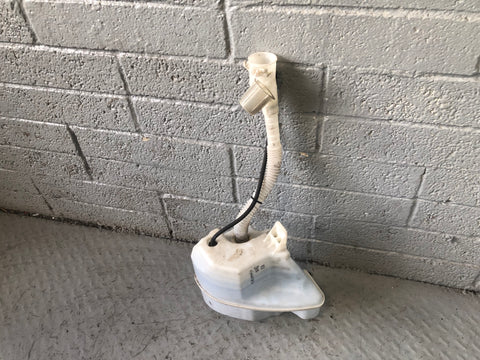 Freelander 2 Washer Bottle Windscreen Two Pump Land Rover 2006 to 2015 No Cap