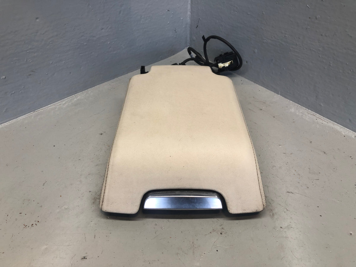 Range Rover Sport Centre Console Arm Rest Lid Catch Ivory Land Rover D16076