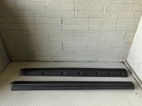 Discovery 3 or 4 Sill Trim Cover Protector Pair Land Rover 2004 to 2014 J14096