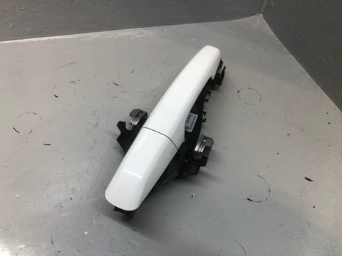 Range Rover Evoque Door Handle Exterior Near Side Front Fuji White L538