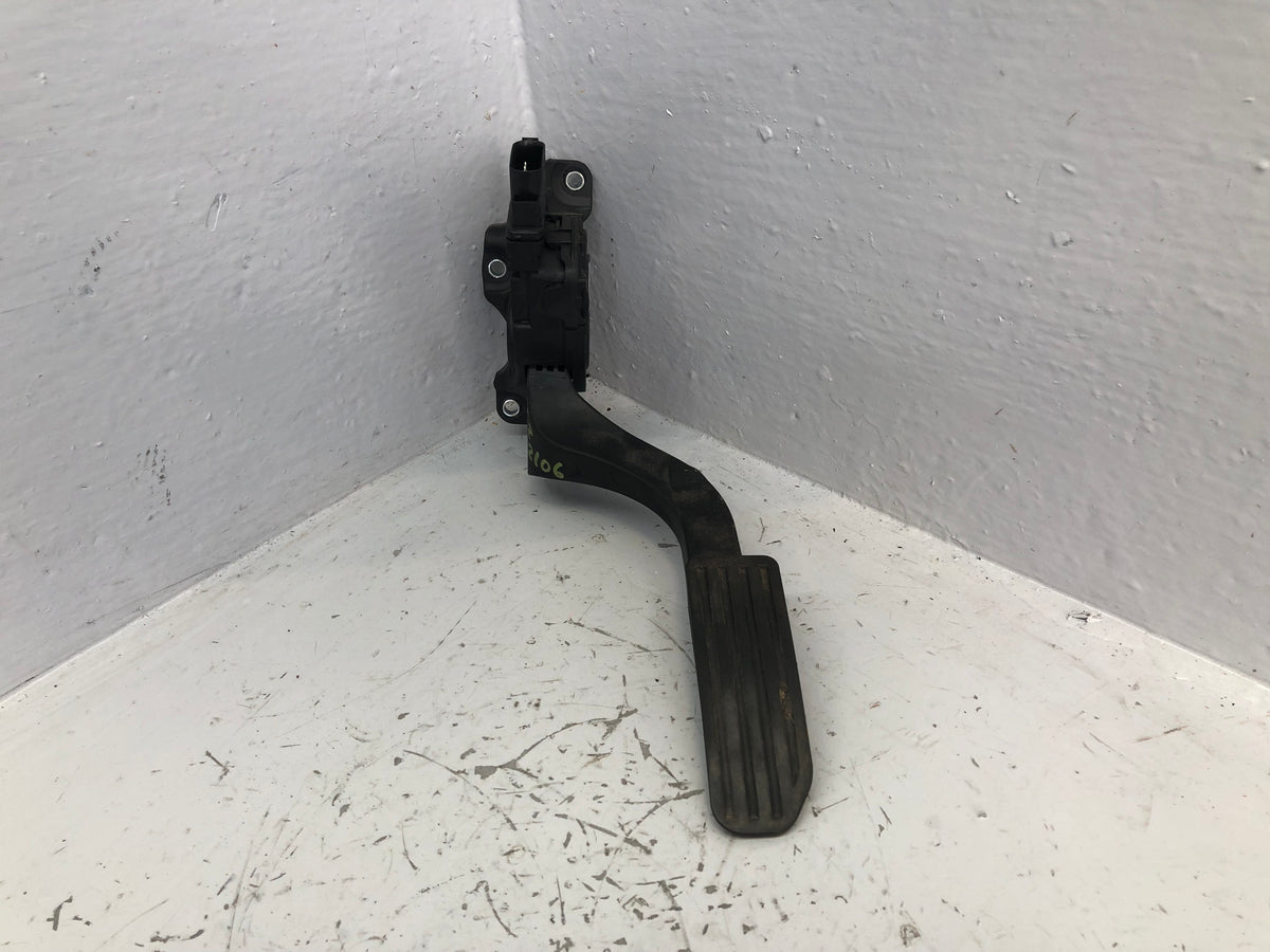 Freelander 2 Throttle Pedal Accelerator Auto 2.2 TD4 Land Rover 2006 to 2014