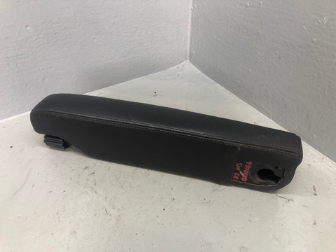 Discovery 3 Armrest Black Leather Near Side Front Passenger Land Rover K02066