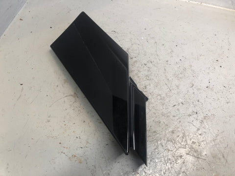 Discovery Sport Wing Trim Off Side FK72-16D280-AD Santorini Black Land Rover