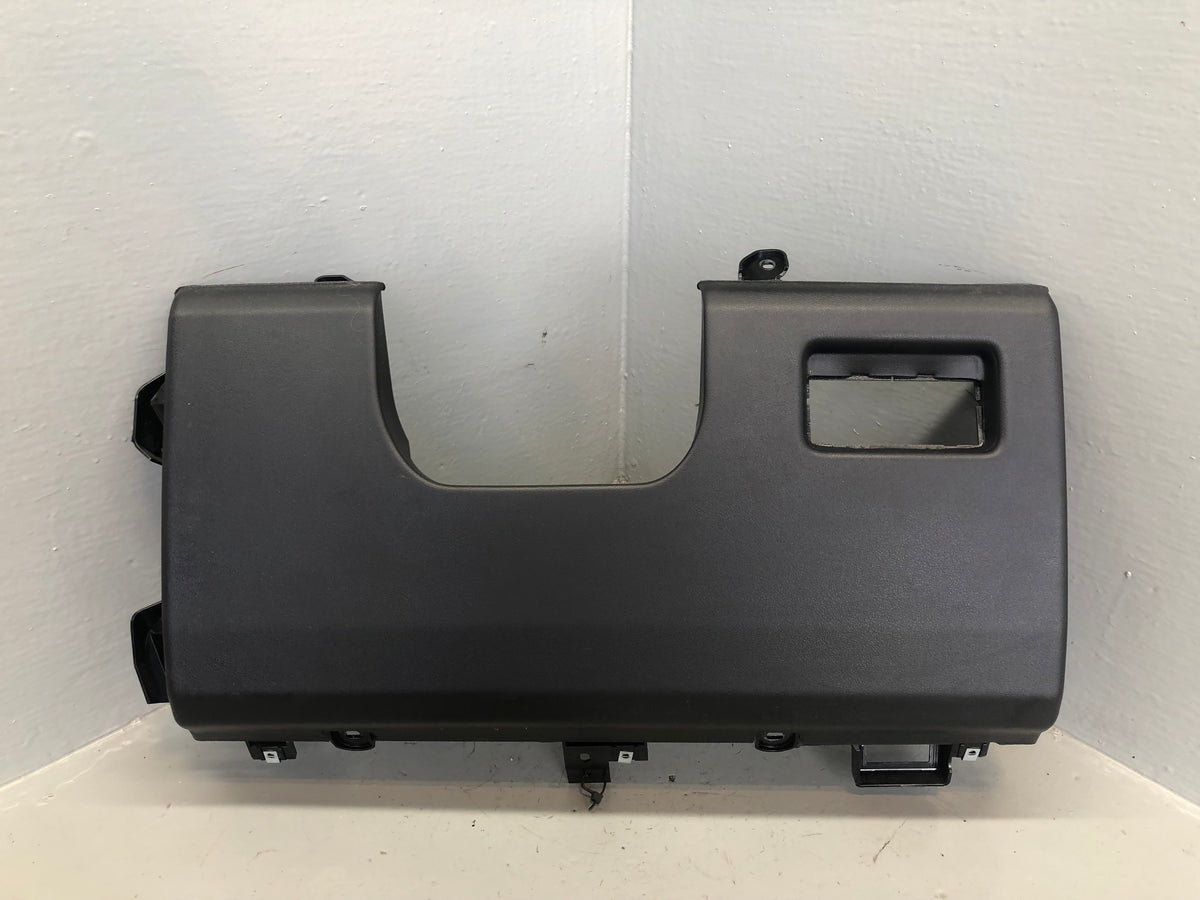 Range Rover L405 Dash Panel Lower Trim Surround in Black 2013 to 2017