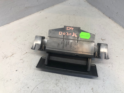 Discovery 4 Ashtray Front Land Rover AH22-048A02-A 2009 to 2016 D03086