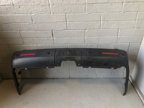 Discovery 3 Rear Bumper with Reflectors Parking Sensors Land Rover K02066
