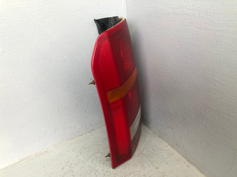 Discovery 3 Tail Light Cluster Near Side Rear XFB000573 2004 to 2009 L03096