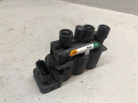 Range Rover L405 Air Suspension Front Crossover Valve CPLA-5B710-AB 2013 to 2017